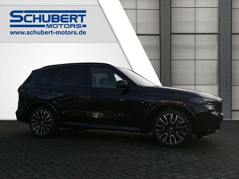 Neu BMW X5 M Sport 340 PS (250 kW) 2025 Schwarz SUV