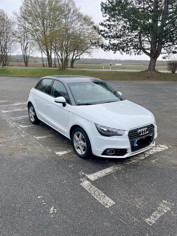Gebraucht Audi A1 Sportback Ambition 143 PS (105 kW) 2012 Weiß Kleinwagen