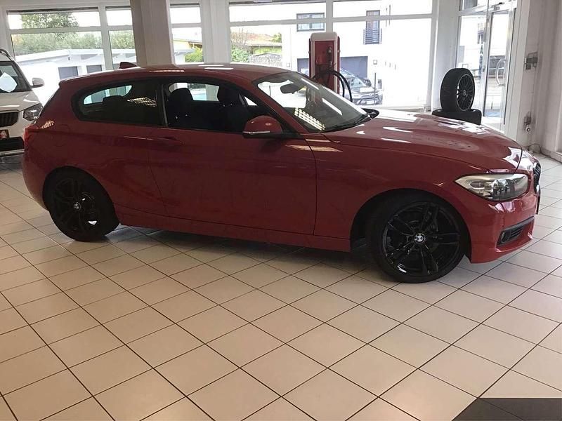 Używany BMW 116 Advantage 109 KM (80 kW) 2016 Czerwony Hatchback