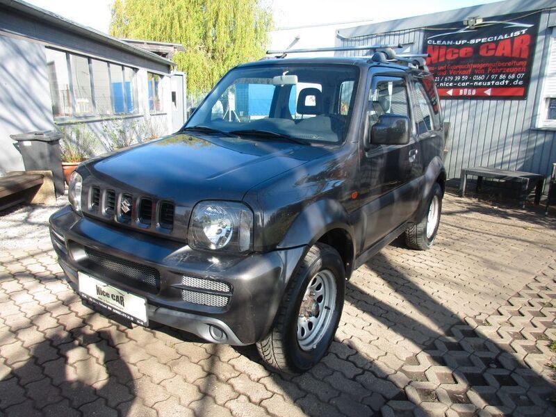 Grau Gebraucht 2009 Suzuki Jimny Ranger SUV | 7.599 € (Guter Preis) - Bild 1/4