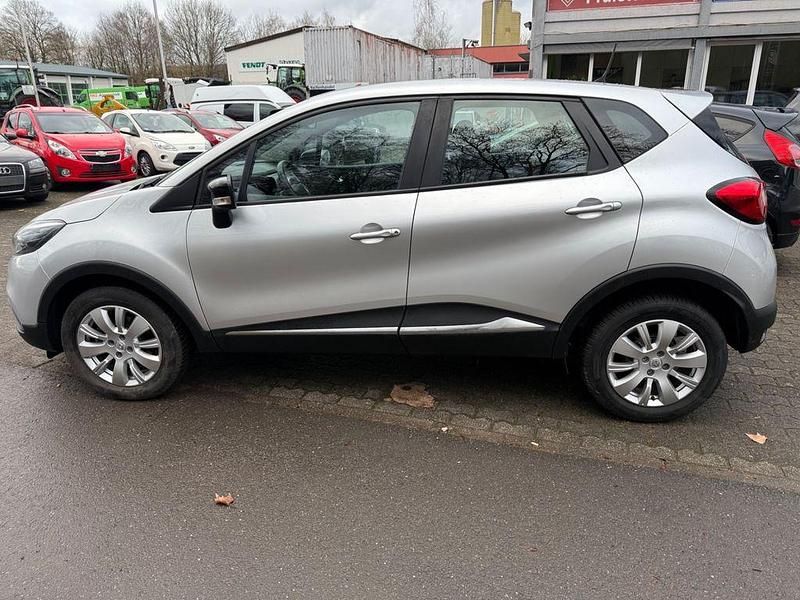 Gebraucht Renault Captur Life 90 PS (66 kW) 2017 Grau SUV