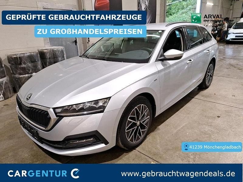 Brilliantsilber Gebraucht 2022 Skoda Octavia Clever Kombi | 19.790 € (Superpreis) - Bild 1/2