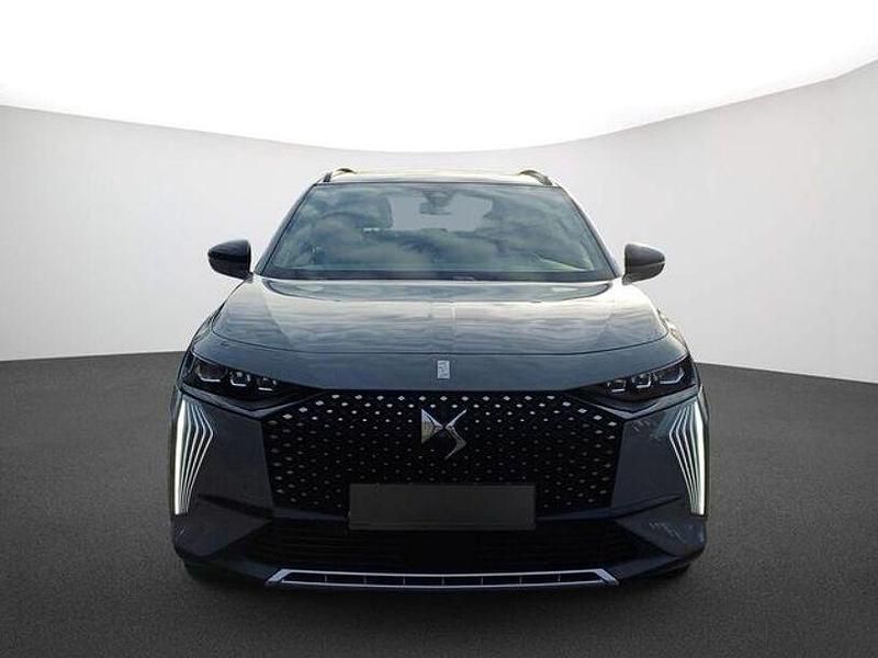 Gebraucht DS Automobiles DS7 Crossback Opera 131 PS (96 kW) 2023 Lackierung lacquered grey/metallic klarlack SUV