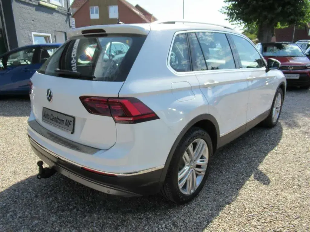 Gebraucht VW Tiguan Highline 150 PS (110 kW) 2018 Weiß SUV