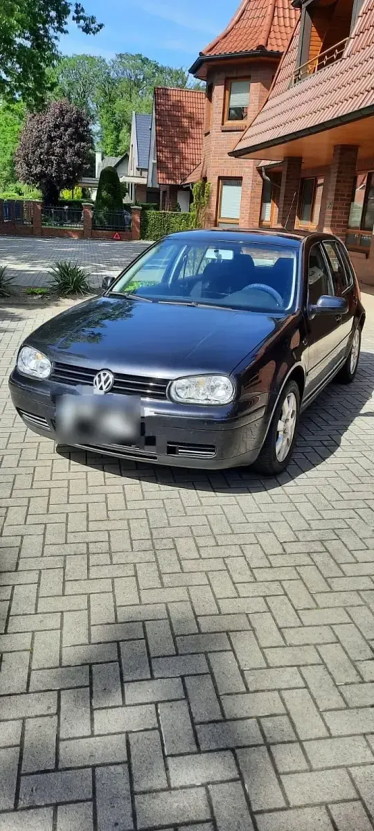 Gebraucht VW Golf IV 75 PS (55 kW) 2004 Schwarz Kleinwagen