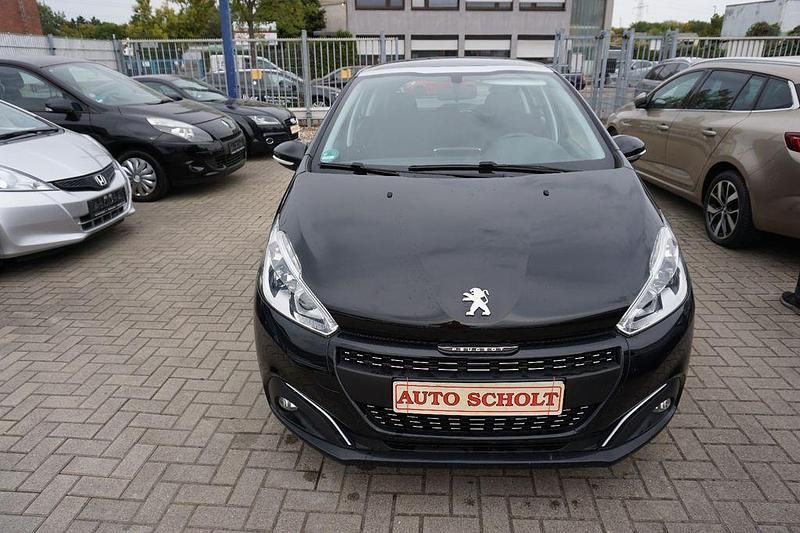 Schwarz Gebraucht 2018 Peugeot 208 Active Kleinwagen | 6.600 € (Fairer Preis) - Bild 1/4