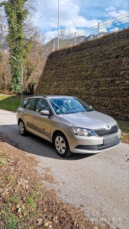 Gebraucht Skoda Fabia 75 PS (55 kW) 2018 Grau Kombi