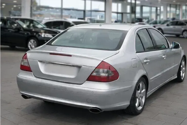 Brugt Mercedes E200 184 HK (135 kW) 2008 Sølv Sedan