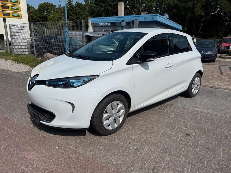 Weiß Gebraucht 2016 Renault Zoe Kleinwagen | 4.990 € (Fairer Preis) - Bild 1/4