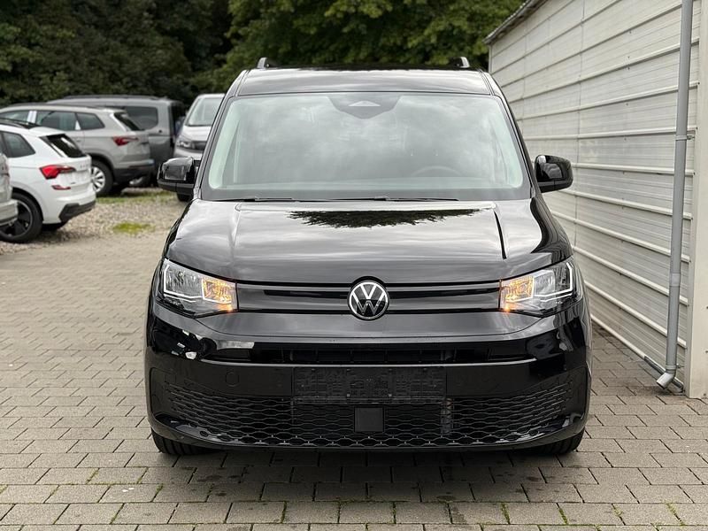 Neu VW Caddy Maxi 122 PS (89 kW) 2025 Schwarz metallic Van / Kleinbus