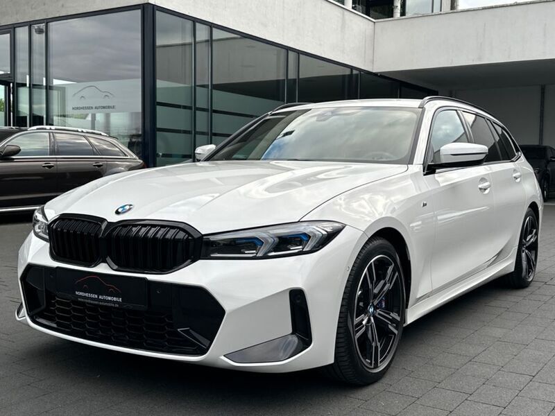 Alpinweiss iii Gebraucht 2024 BMW 318 M Sport Kombi | 38.780 € (Etwas zu teuer) - Bild 1/4