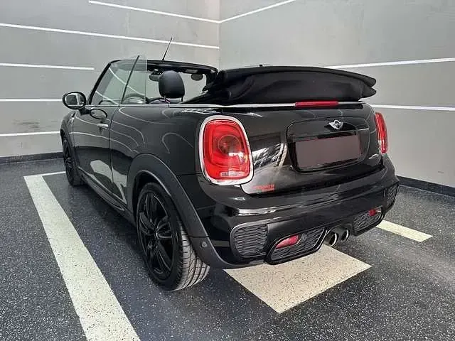 Gebraucht Mini John Cooper Works 231 PS (169 kW) 2018 Metallic Kleinwagen