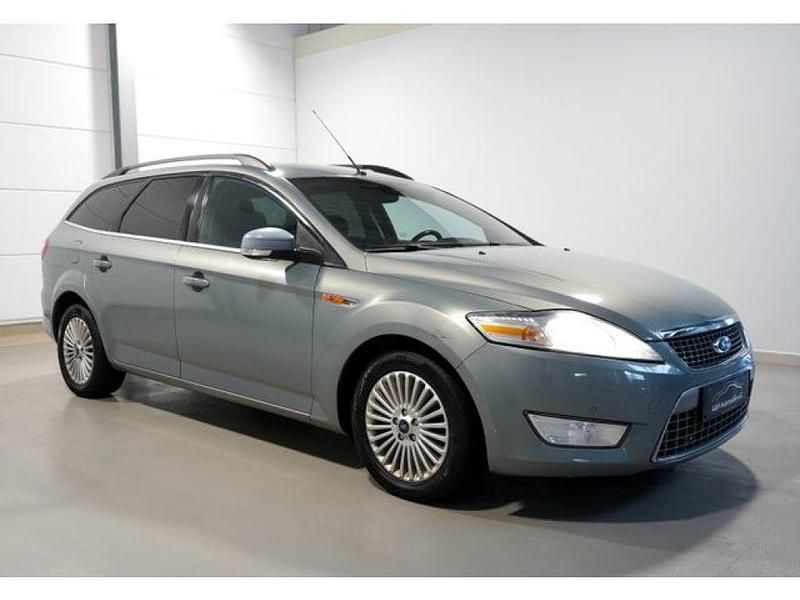 Gebraucht Ford Mondeo Titanium 140 PS (102 kW) 2008 Silber Kombi