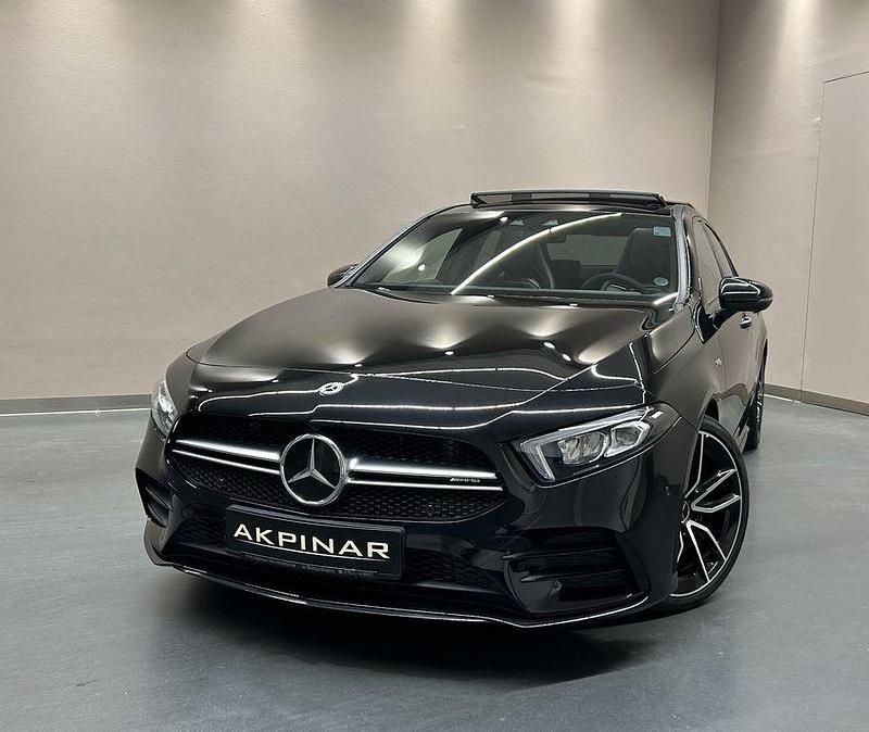 Schwarz Gebraucht 2022 Mercedes A35 AMG AMG Limousine | 43.500 € (Etwas zu teuer) - Bild 1/4