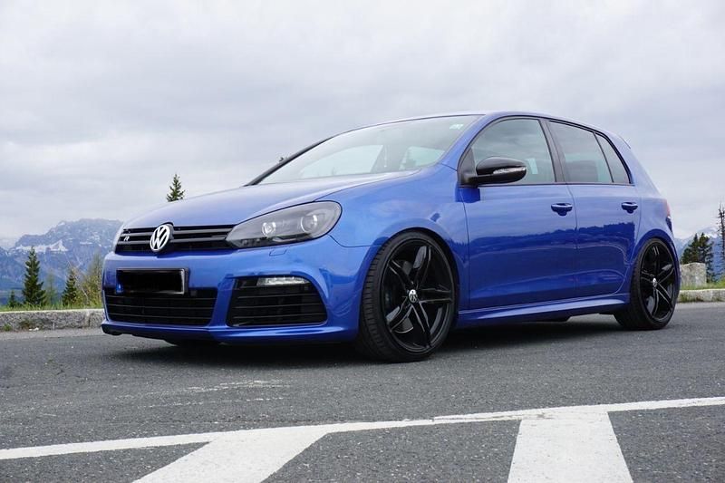 Używany VW Golf VI R 271 KM (199 kW) 2011 Niebieski Hatchback
