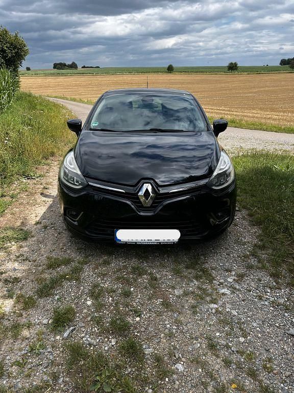 Schwarz Gebraucht 2017 Renault Clio IV Bose Edition Limousine | 9.750 € (Teuer) - Bild 1/4