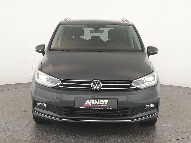Gebraucht VW Touran Highline 150 PS (110 kW) 2025 Delfingrau Van / Kleinbus