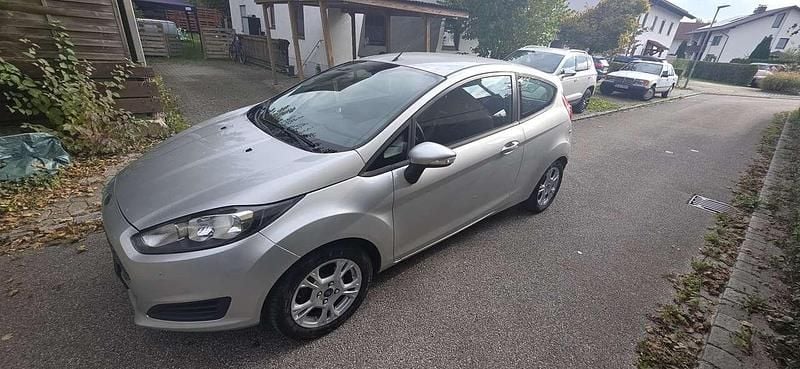 Silber Gebraucht 2014 Ford Fiesta SYNC Edition Limousine | 4.500 € (Guter Preis) - Bild 1/4