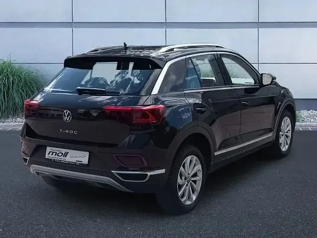 Gebraucht VW T-Roc Style 150 PS (110 kW) 2024 Deep black perleffekt SUV
