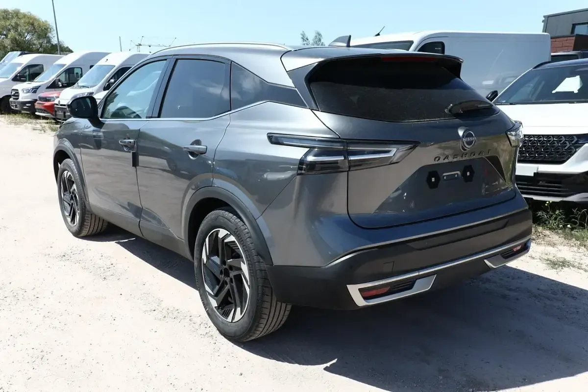Neu Nissan Qashqai 360º 158 PS (116 kW) 2026 Dark grey metallic SUV