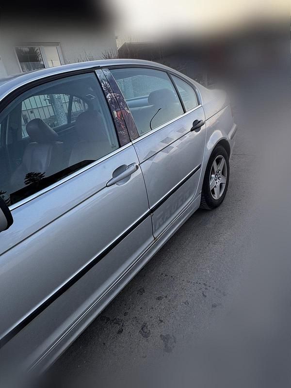 Gebraucht BMW 323 170 PS (125 kW) 1998 Silber Limousine