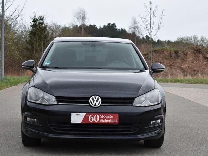 Gebraucht VW Golf VII 105 PS (77 kW) 2013 Schwarz Limousine