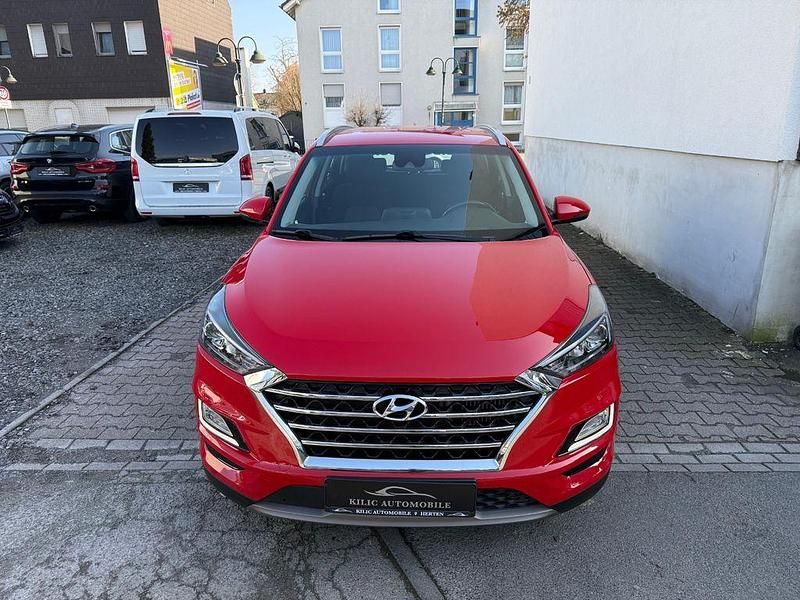 Gebraucht Hyundai Tucson Trend 177 PS (130 kW) 2019 Rot SUV