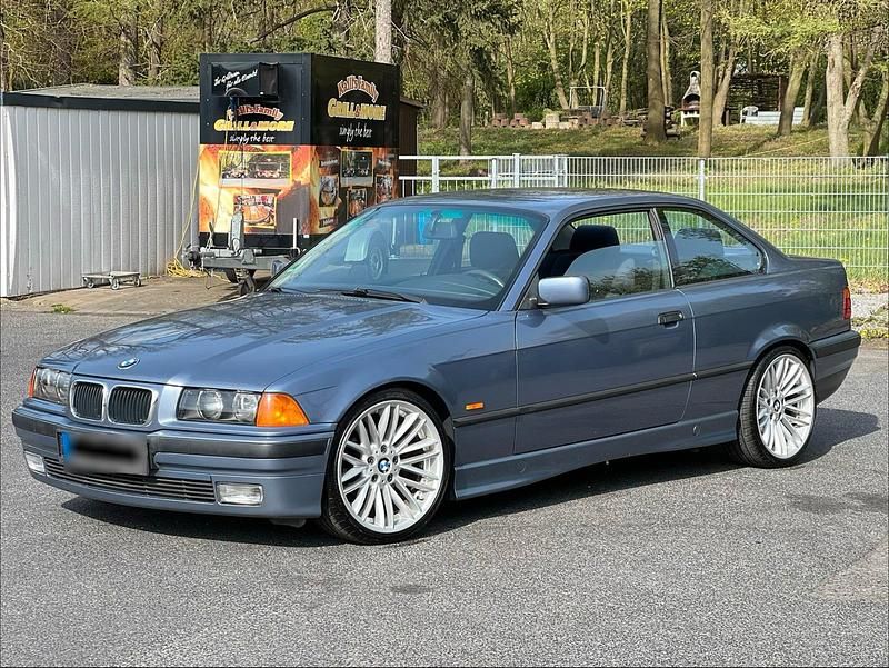 Gebraucht BMW 320 Comfort Edition 150 PS (110 kW) 1998 Blau Coupé