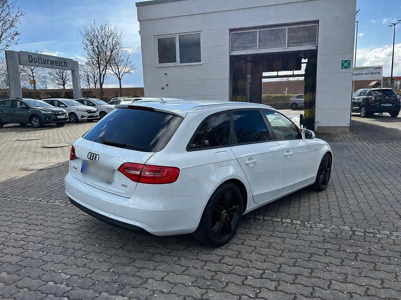 Gebraucht Audi A4 S-Line 190 PS (139 kW) 2015 Weiß Kombi