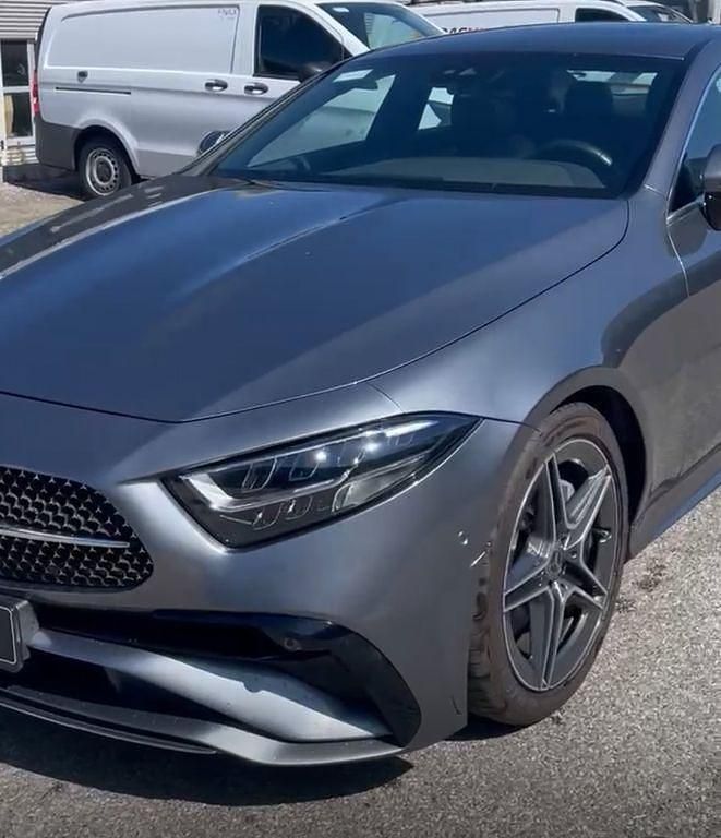 Gebraucht Mercedes CLS350 AMG 299 PS (219 kW) 2023 Grau Coupé