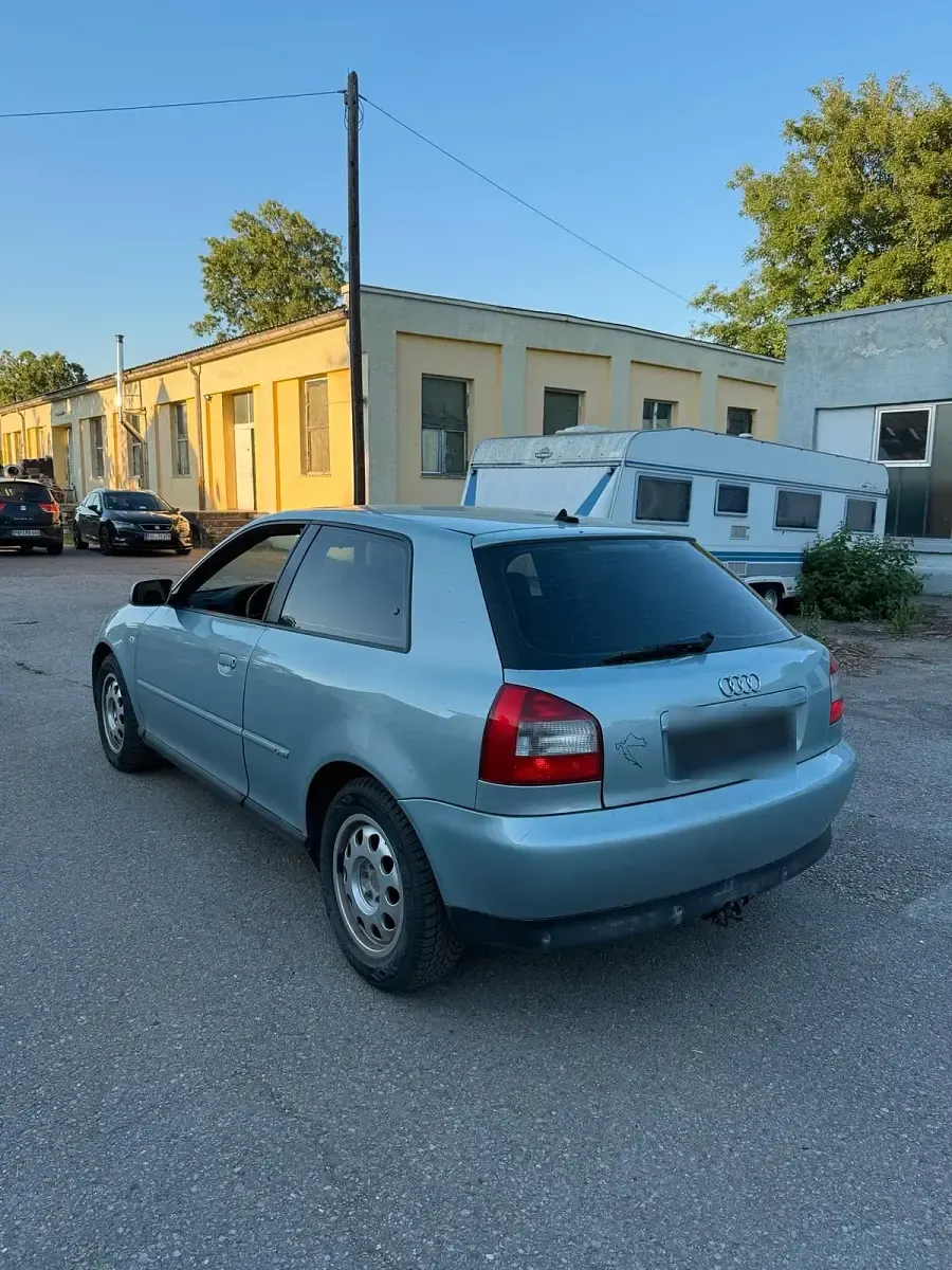 Gebraucht Audi A3 131 PS (96 kW) 2002 Blau Kleinwagen