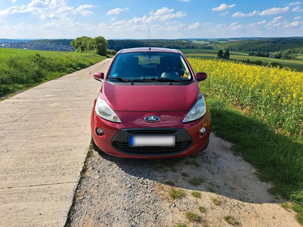 Gebraucht Ford Ka Titanium 69 PS (50 kW) 2010 Violet Kleinwagen