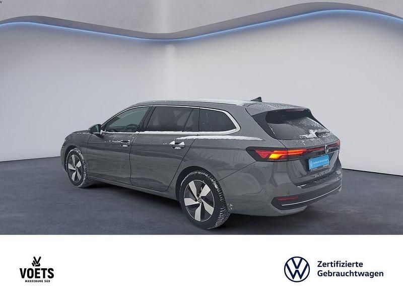 Gebraucht VW Passat Business 150 PS (110 kW) 2025 Grau Kombi