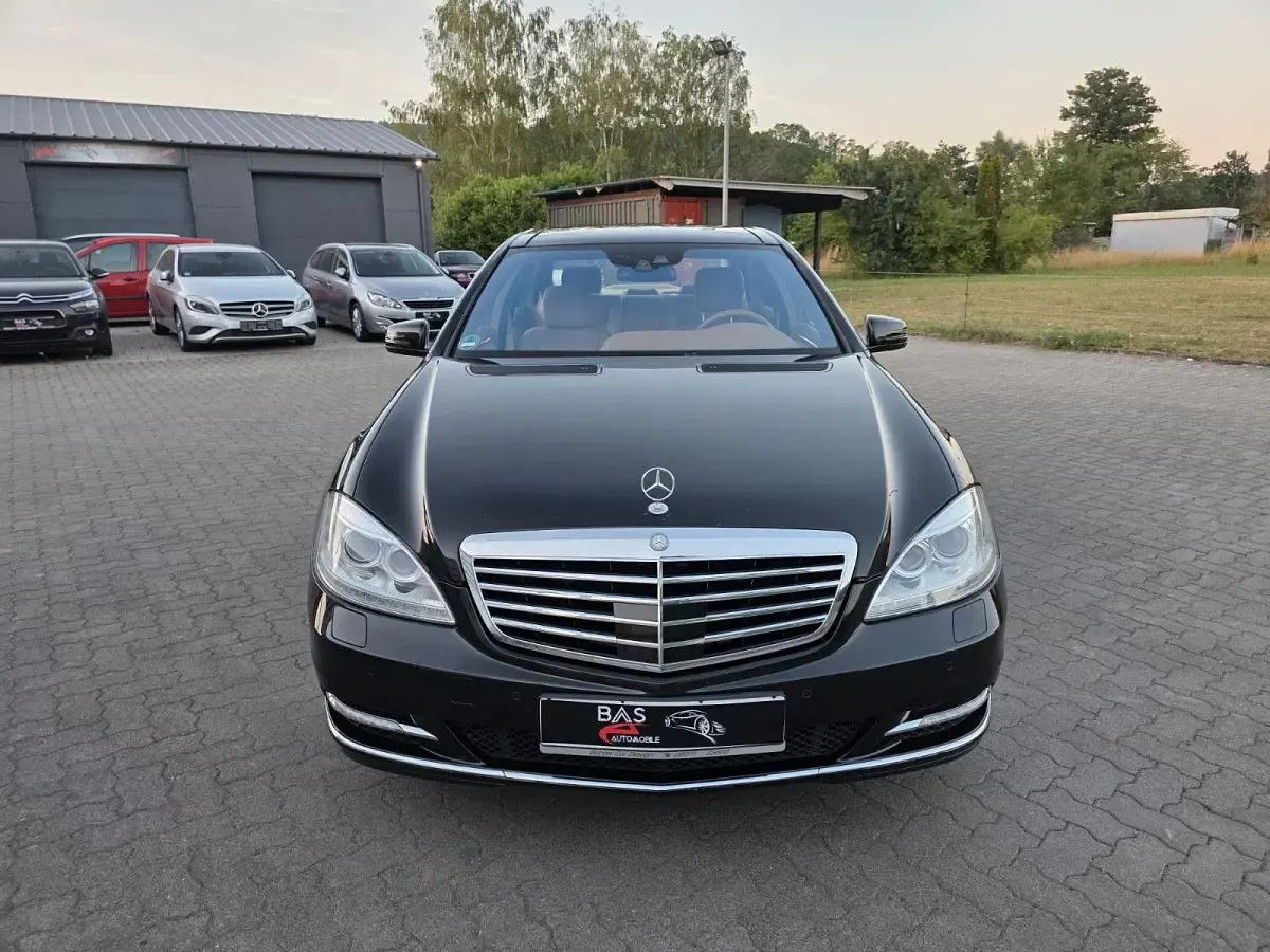 Gebraucht Mercedes S350 AMG 258 PS (189 kW) 2011 Schwarz Limousine