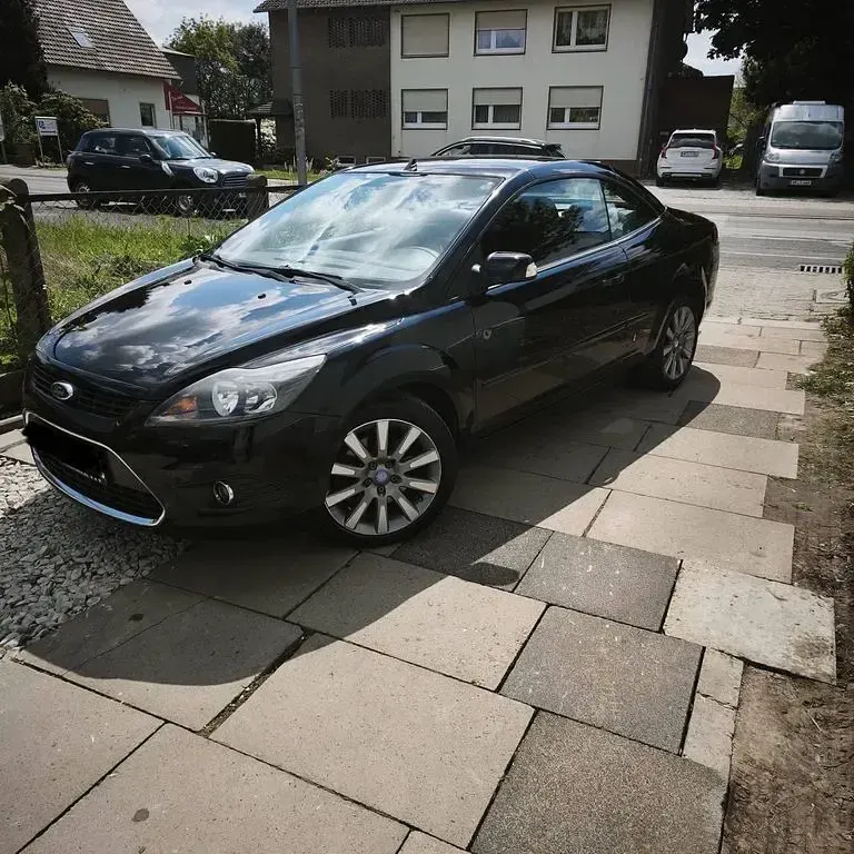 Gebraucht Ford Focus Cabriolet 145 PS (106 kW) 2008 Schwarz Cabrio
