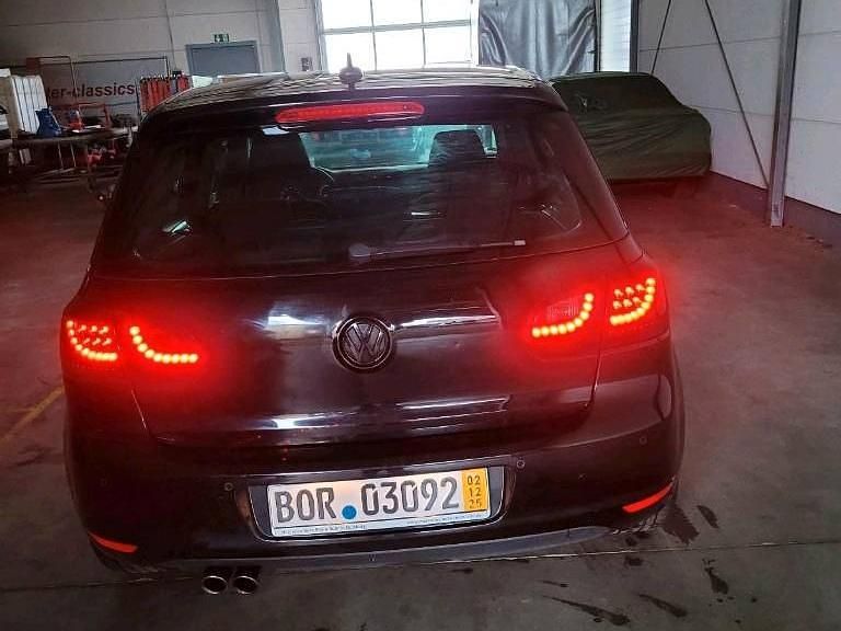 Gebraucht VW Golf VI 160 PS (117 kW) 2010 Schwarz Kleinwagen