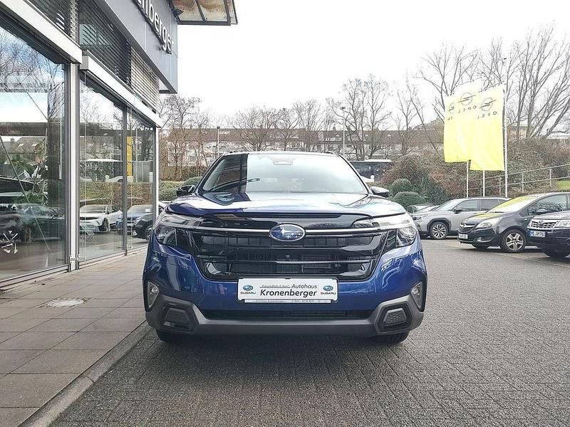 Neu Subaru Forester Platinum 136 PS (100 kW) 2026 Sapphire blue (p) SUV