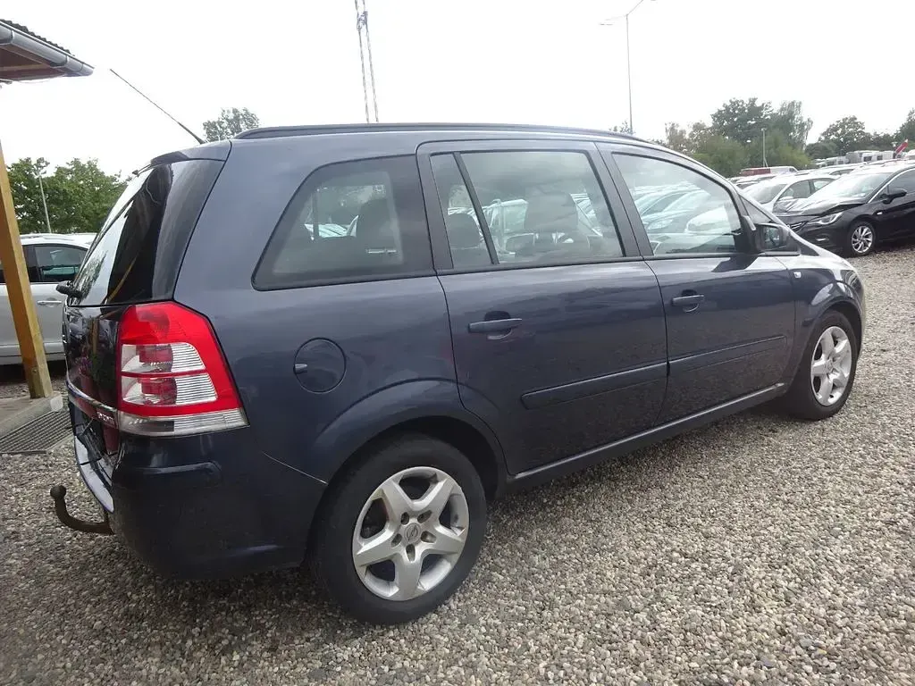 Gebraucht Opel Zafira Edition 120 PS (88 kW) 2008 Blau Van / Kleinbus