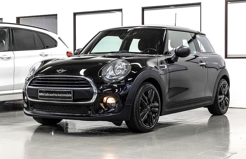Midnight black metallic Gebraucht 2016 Mini ONE Salt Kleinwagen | 7.490 € (Fairer Preis) - Bild 1/4