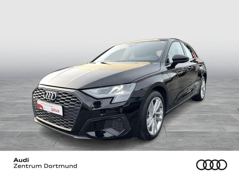 Schwarz Gebraucht 2021 Audi A3 Sportback e-tron Business Kleinwagen | 21.475 € (Guter Preis) - Bild 1/4