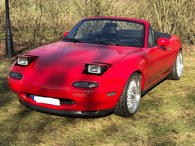 Rot Gebraucht 1992 Mazda MX5 Cabrio | 15.000 € - Bild 1/4