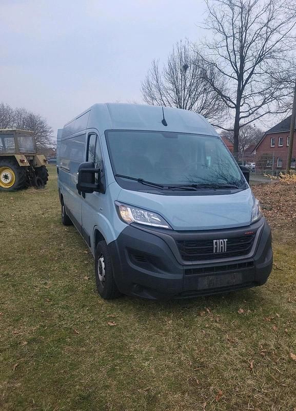 Gebraucht Fiat Ducato 160 PS (117 kW) 2022 Grau Van