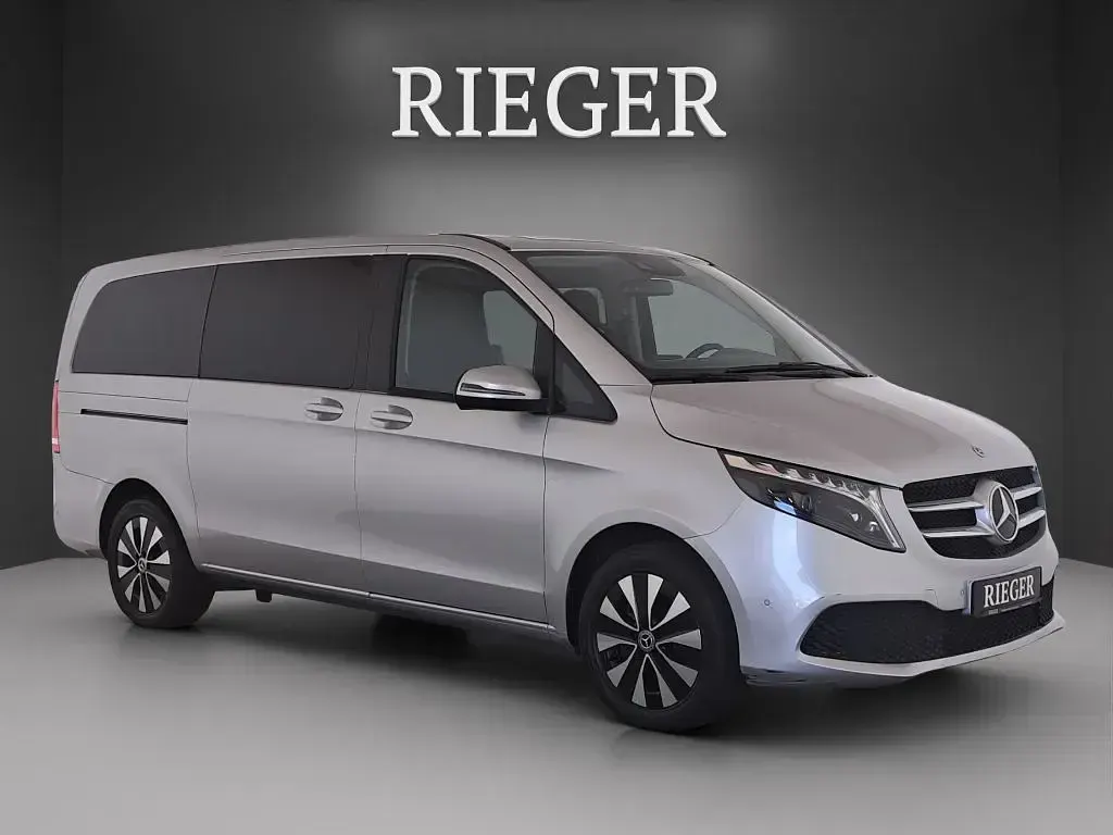 Gebraucht Mercedes V250 190 PS (139 kW) 2023 Silber Van / Kleinbus
