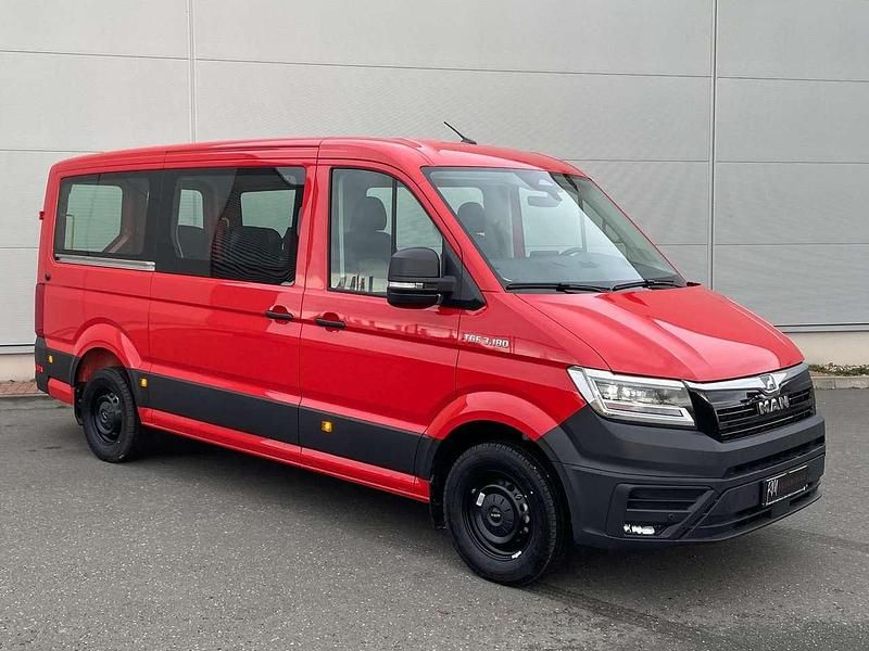 Neu MAN TGE 177 PS (130 kW) 2025 Rot Van