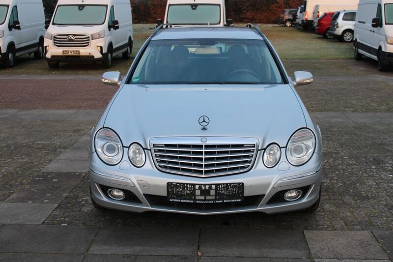 Silber Gebraucht 2008 Mercedes E320 Kombi | 5.999 € (Etwas zu teuer) - Bild 1/4