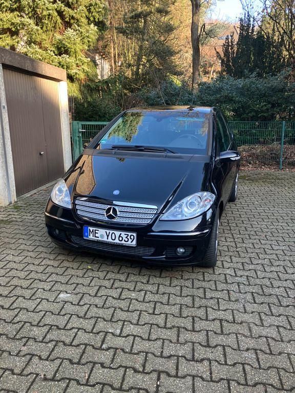 Schwarz Gebraucht 2006 Mercedes A200 Avantgarde Van / Kleinbus | 1.995 € (Superpreis) - Bild 1/4