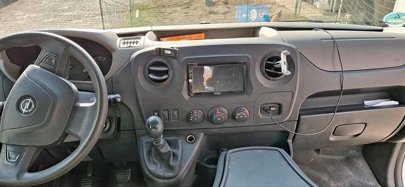 Gebraucht Opel Movano 160 PS (117 kW) 2012 Weiß Van / Kleinbus