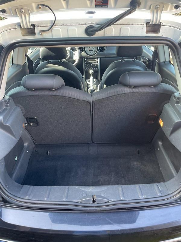 Second-hand Mini Cooper 116 CP (85 kW) 2005 Negru Hatchback