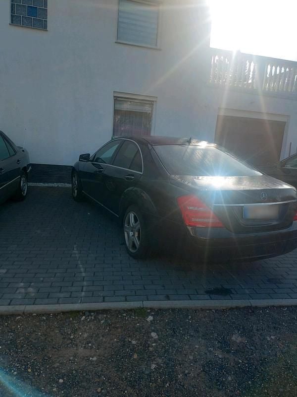 Gebraucht Mercedes 320 224 PS (164 kW) 2008 Schwarz Limousine