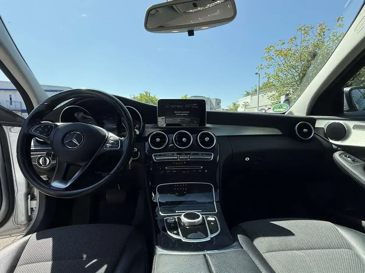 Gebraucht Mercedes C180 156 PS (114 kW) 2015 Kombi